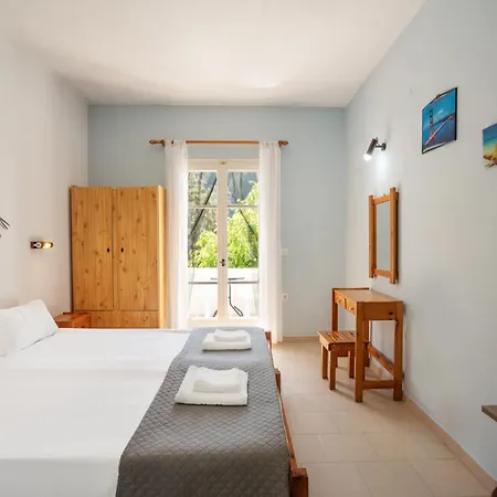 Anneta בית הארחה