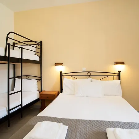 Anneta 4* Βιταλάδες