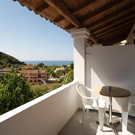 Anneta Πανσιόν