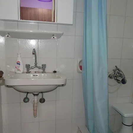 Anneta Βιταλάδες